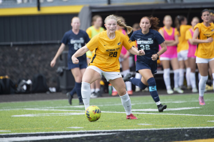 Huskies soccer hits the road to open conference play